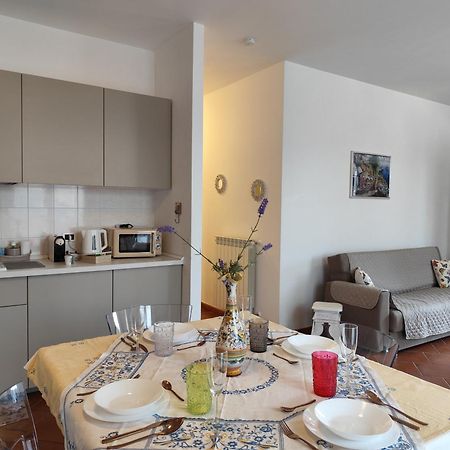 La Casa Di Giada, Appartamento In Villetta Con Aria Condizionata, Wi-Fi E Parcheggio Gratuito Poggi Exterior photo